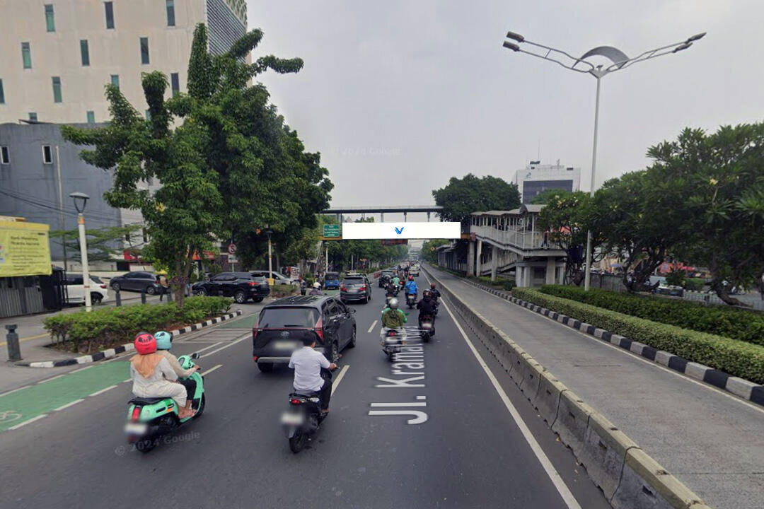 Billboard JPO Kramat Sentiong Jl. Kramat Raya, Jakarta Pusat