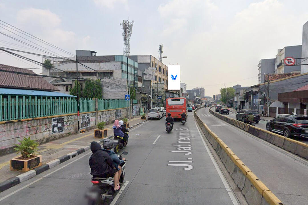 Billboard Jl. Jatinegara Barat (Toko Karpet), Jakarta Timur