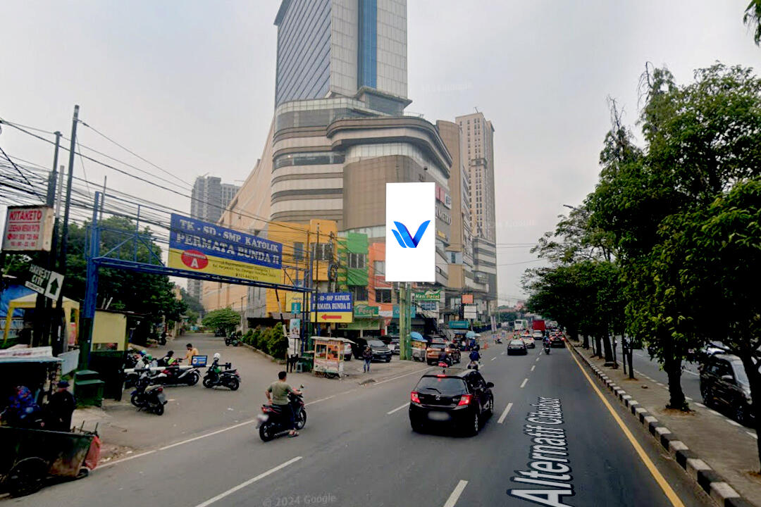Billboard JL. Transyogi (sebelum TSM Cibubur), Depok