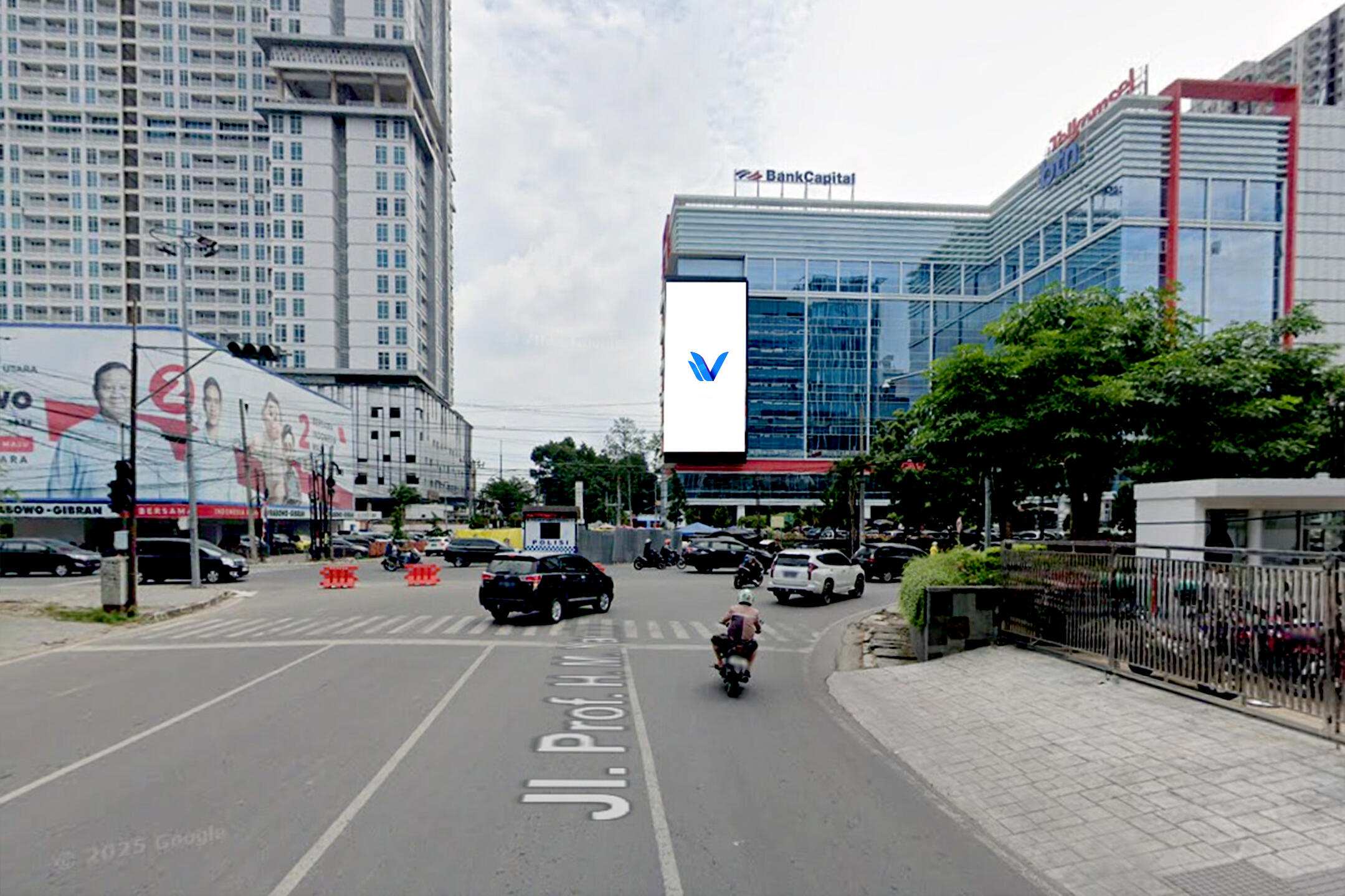 Videotron JL. Putri Hijau Sp. Jl. HM Yamin (Gedung Merah Putih), Medan