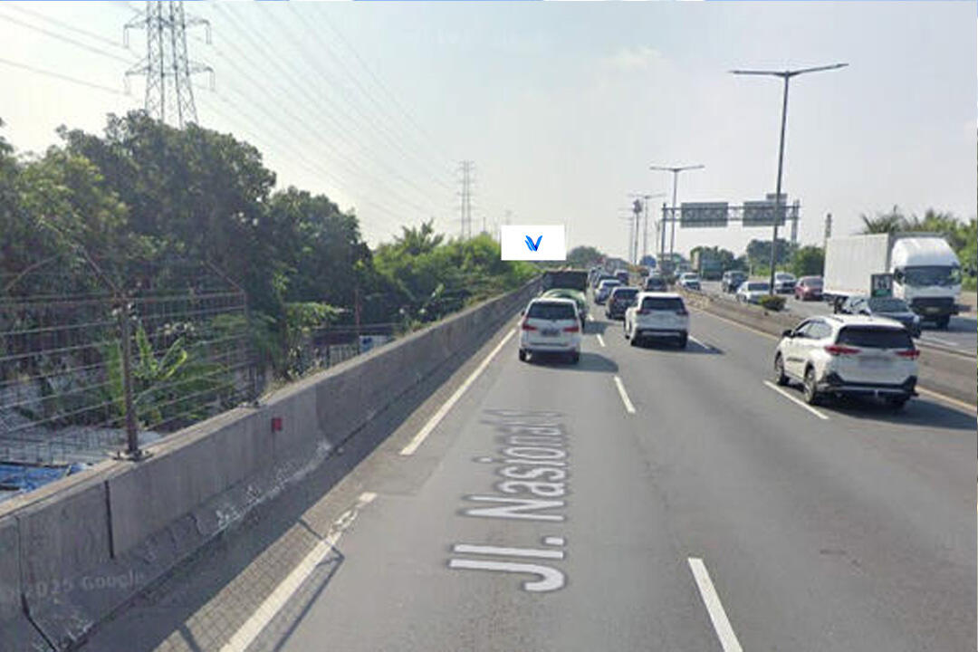Billboard Tol Wiyoto Wiyono KM 14 + 300, Jakarta Utara