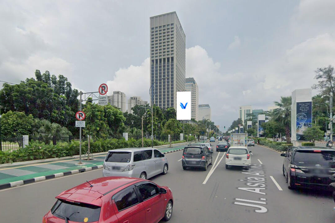Billboard Jl. Asia Afrika Titik 25 GBK Senayan, Jakarta Pusat