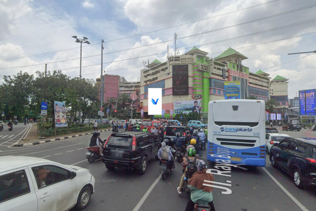 Billboard Jl. Mayjend Sutoyo (PGC), Jakarta Timur