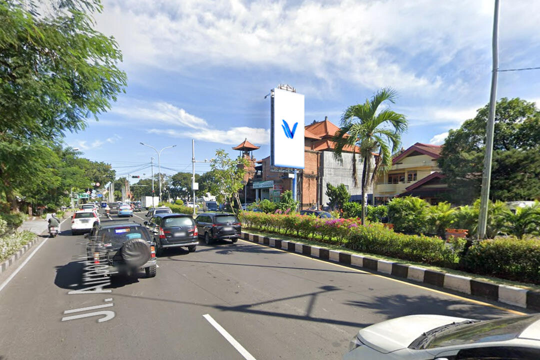 Billboard JI. Raya Tuban No. 01, Tuban, Kuta Kabupaten Badung, Bali