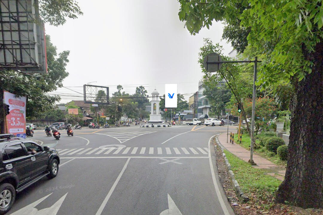 Billboard JL. Cihampelas Abd. Rivai, Bandung