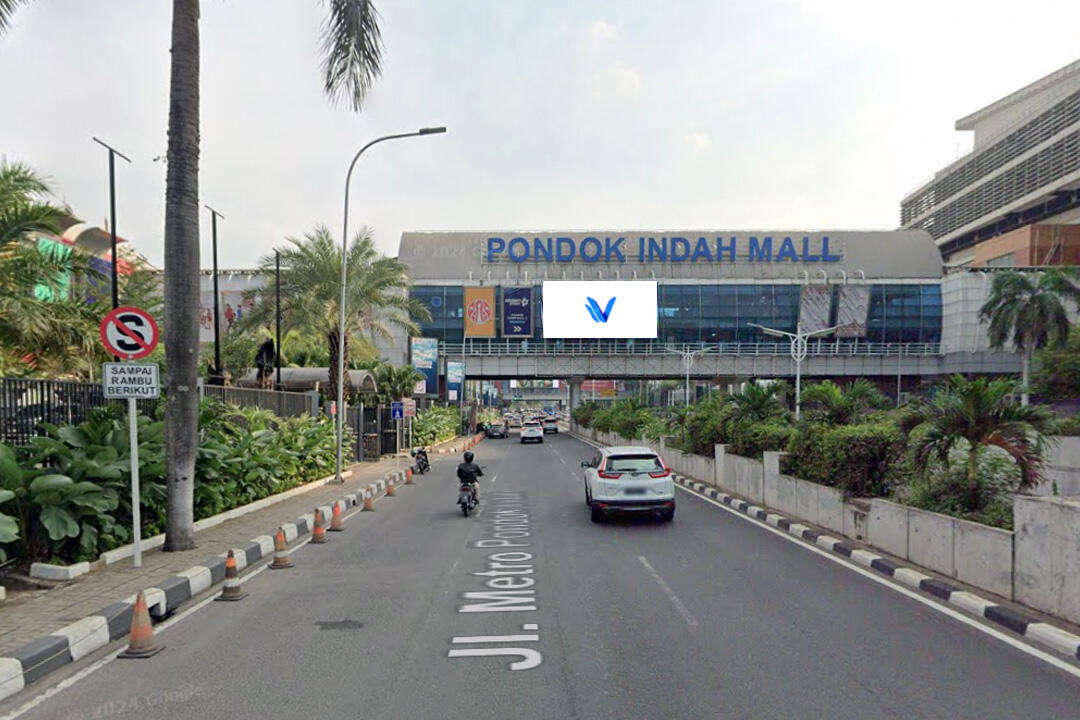 Videotron Jl. Sultan Iskandar Muda (LED Skybride Pondok Indah Mall), Jakarta Selatan