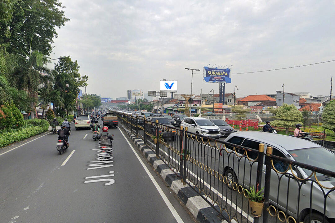 Billboard Jl. Wonokromo (Depan DTC), Surabaya