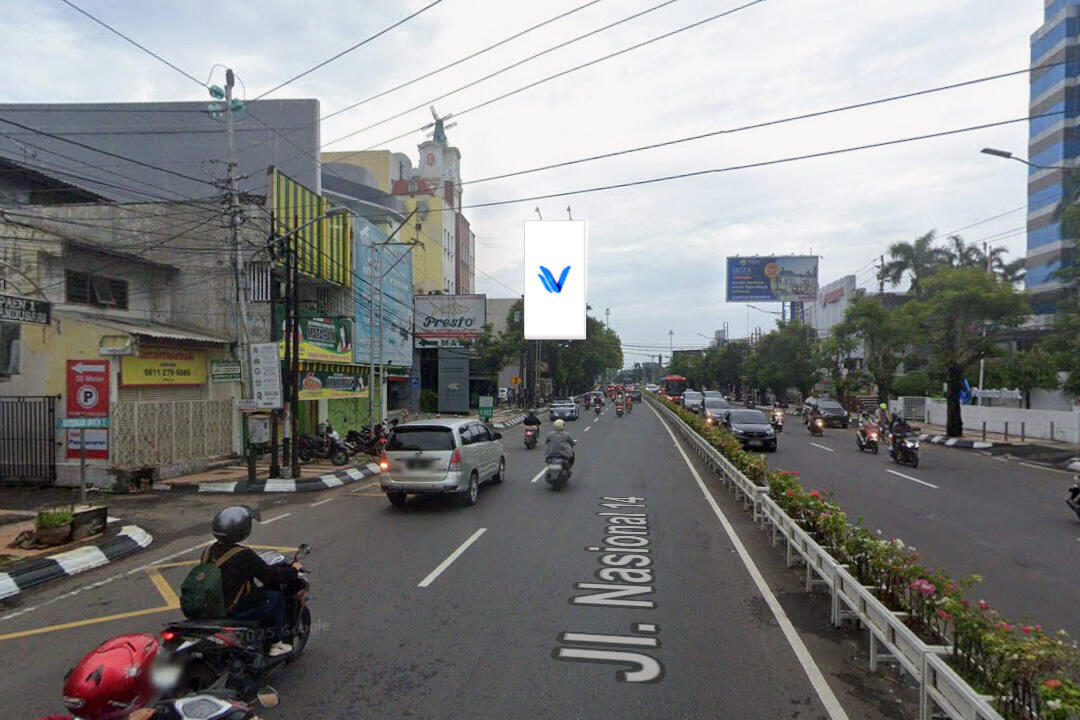 Billboard Jl. Pandanaran (Depan Holland Bakery Pusat Oleh - Oleh), Semarang