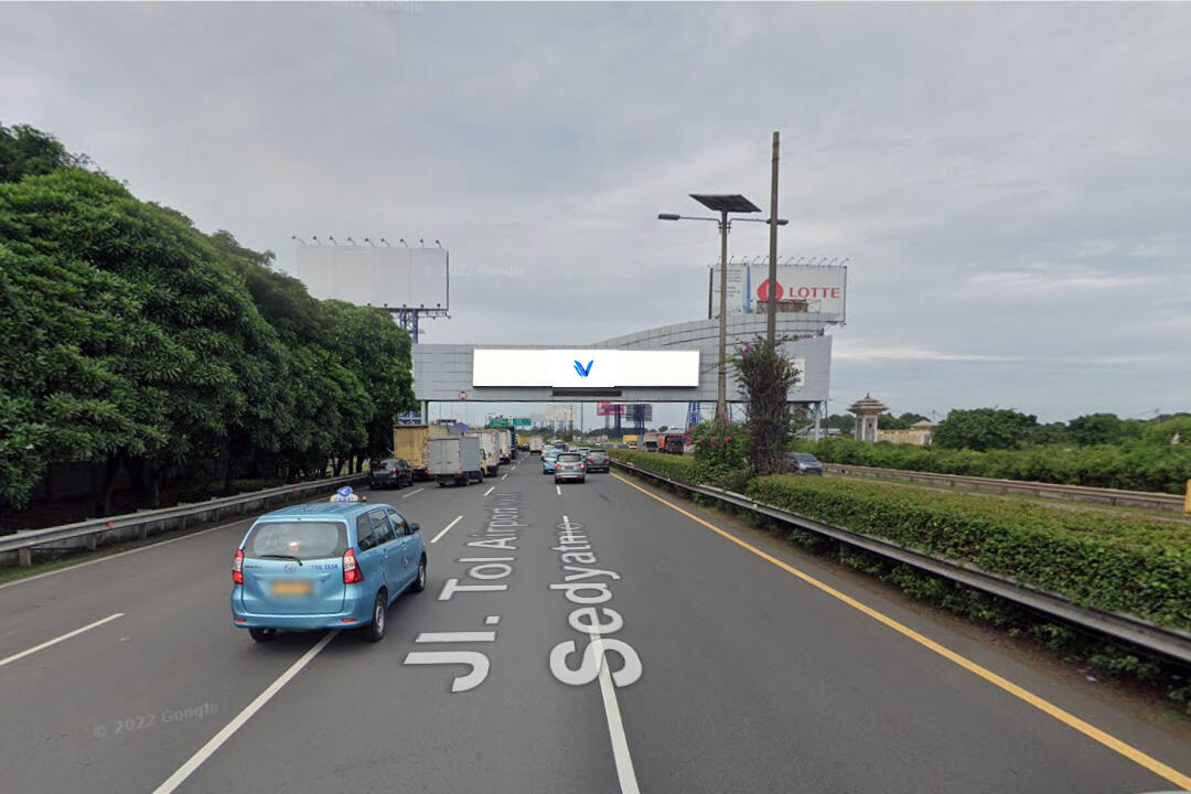 Billboard Sedyatmo Tol Road KM 31+200, Tangerang