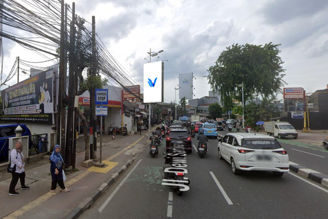 Billboard Jl. Dewi Sartika (Dekat Kampus STBA Pertiwi), Jakarta Timur