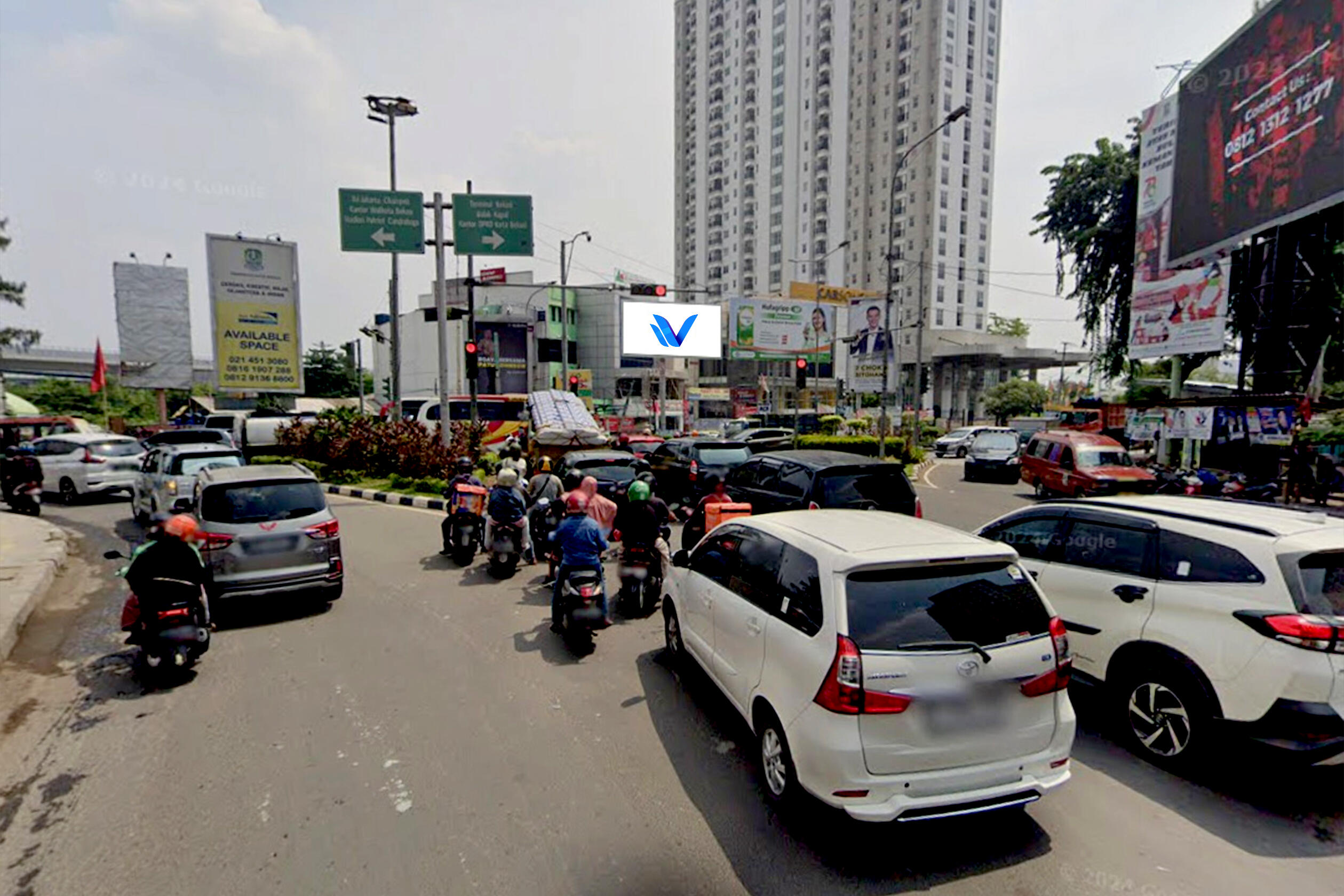 Billboard Jl. Ahmad Yani (pertigaan Pekayon), Bekasi