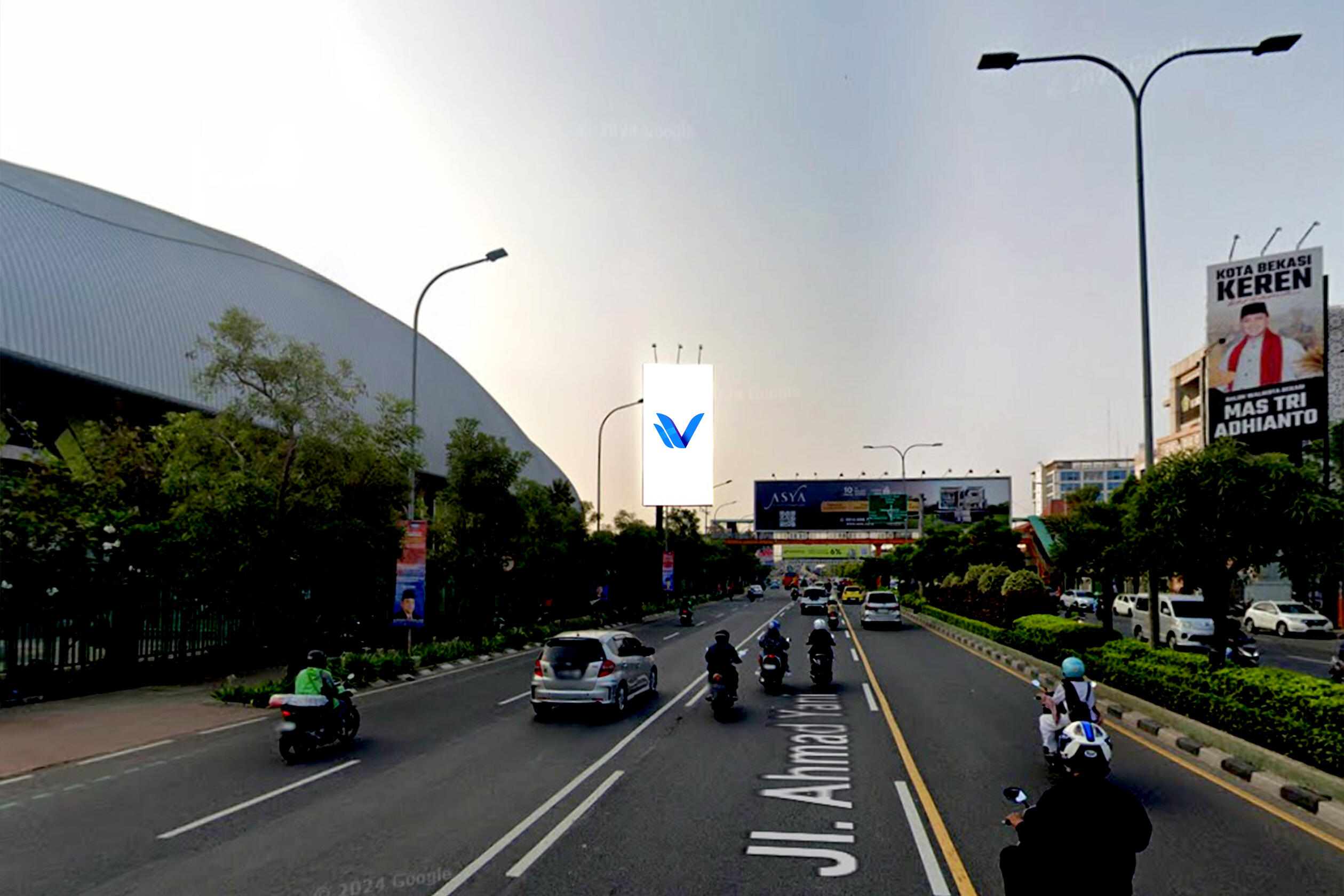 Billboard JL. Jendral Ahmad Yani (depan Gor Patriot), Bekasi