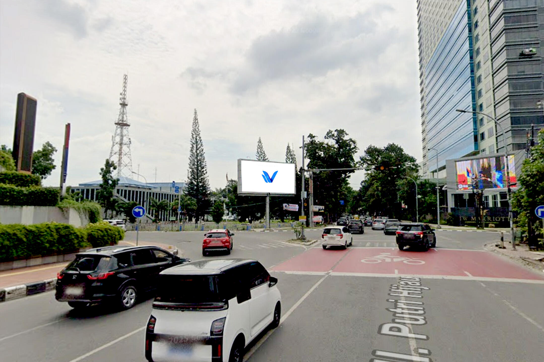 Videotron JL. PUTRI HIJAU (DEPAN DELIPARK & JW MARRIOTT), MEDAN