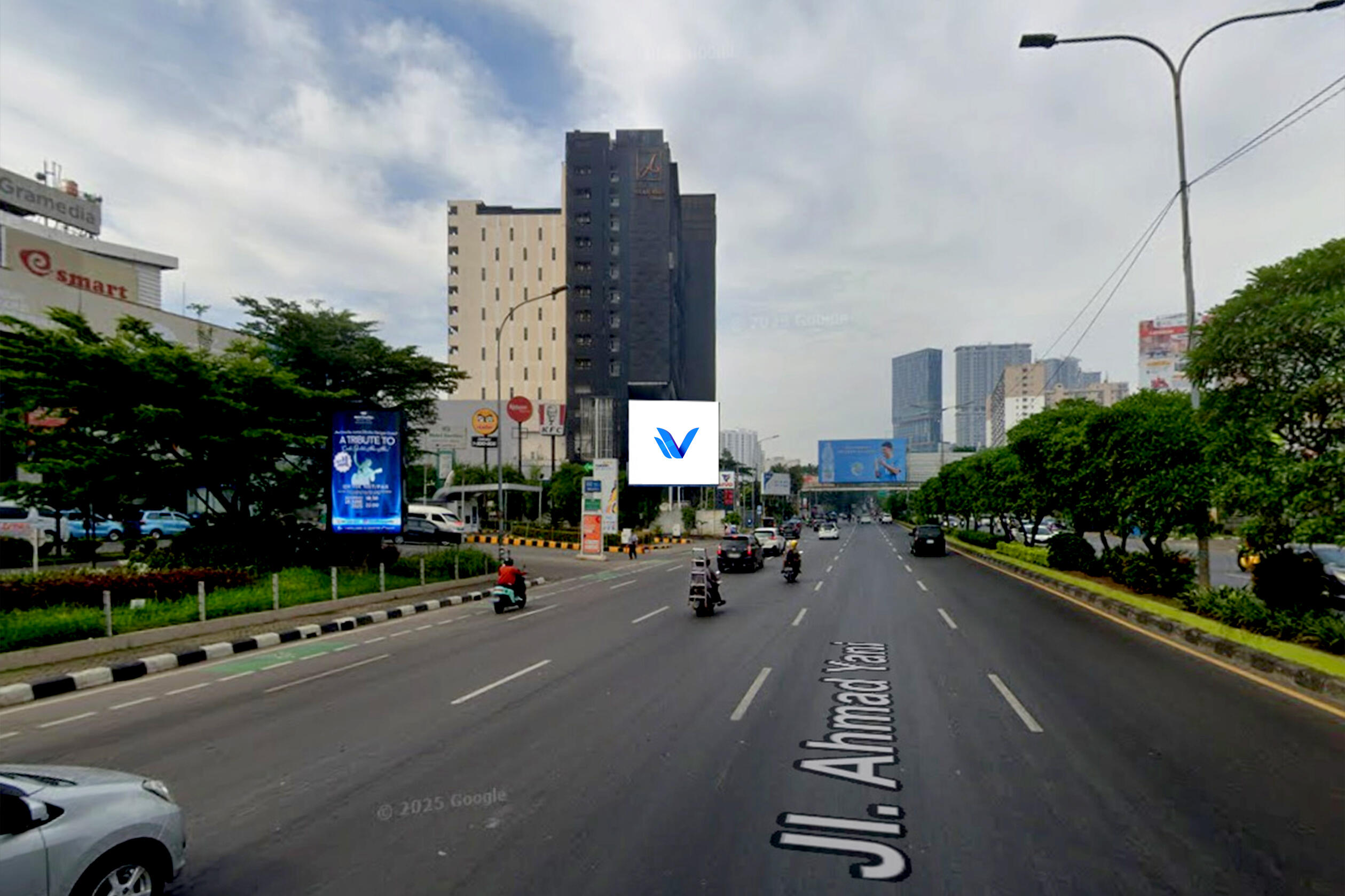 Videotron JL. AHMAD YANI ( DEPAN MEGA BEKASI HYPERMALL ), Bekasi