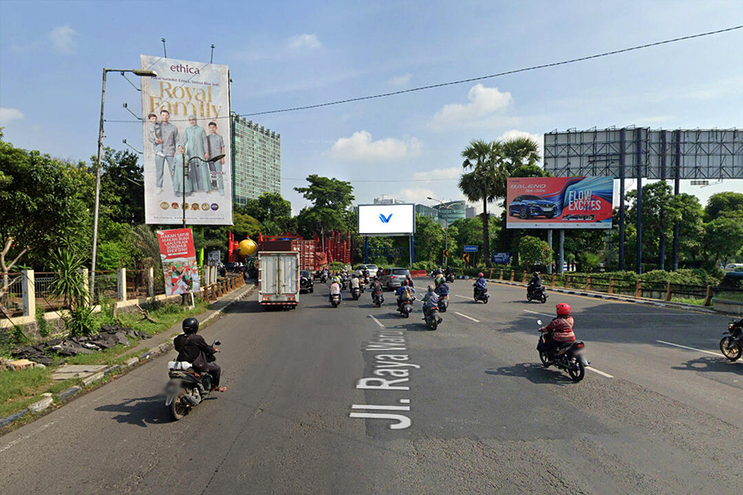 Billboard Waru Roundabout, Sidoarjo, Surabaya