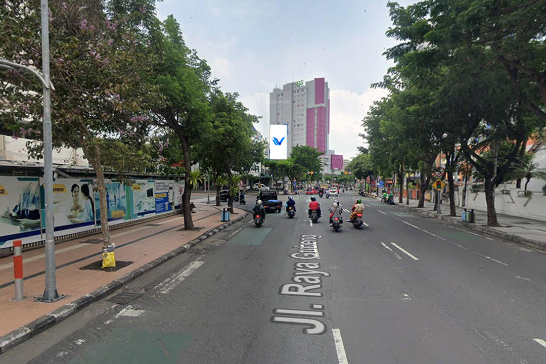 Billboard Jl. Raya Gubeng - Hotel Santika (Akses ke Delta Plaza), Surabaya