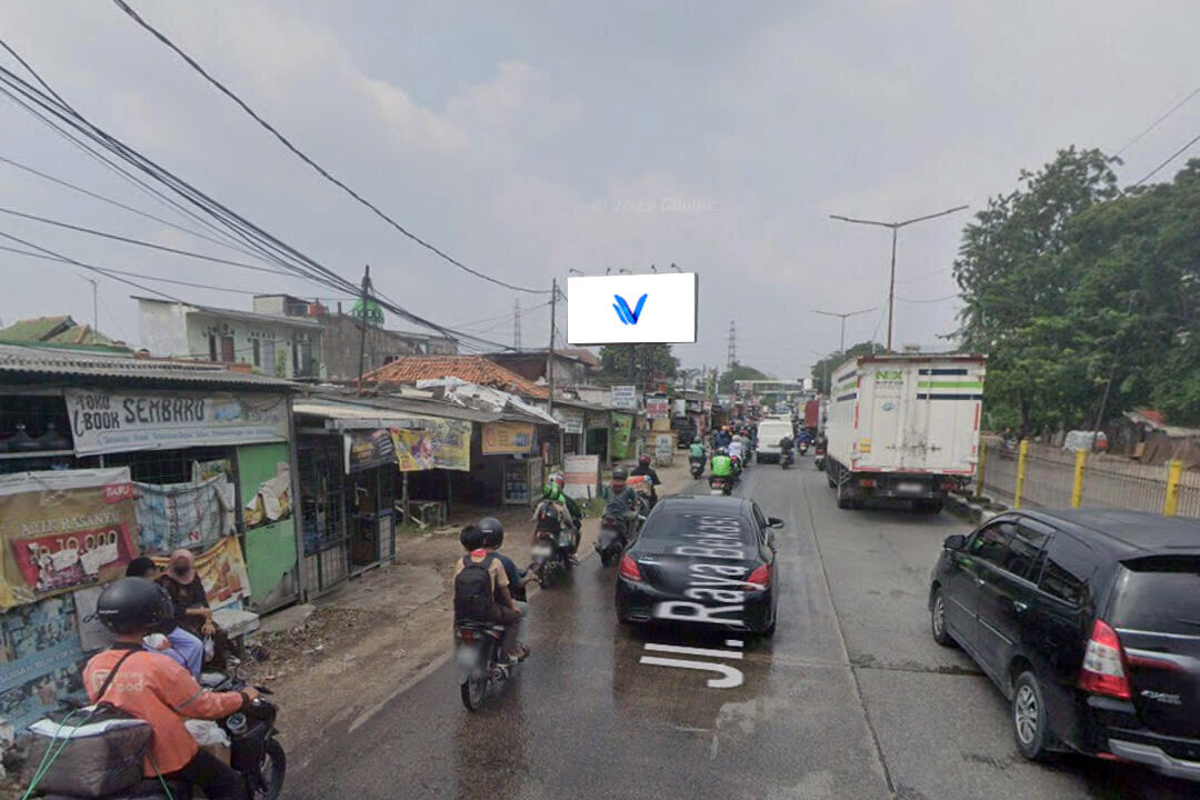 Billboard Jl. Raya Bekasi (Depan Mall PTC), Jakarta Timur