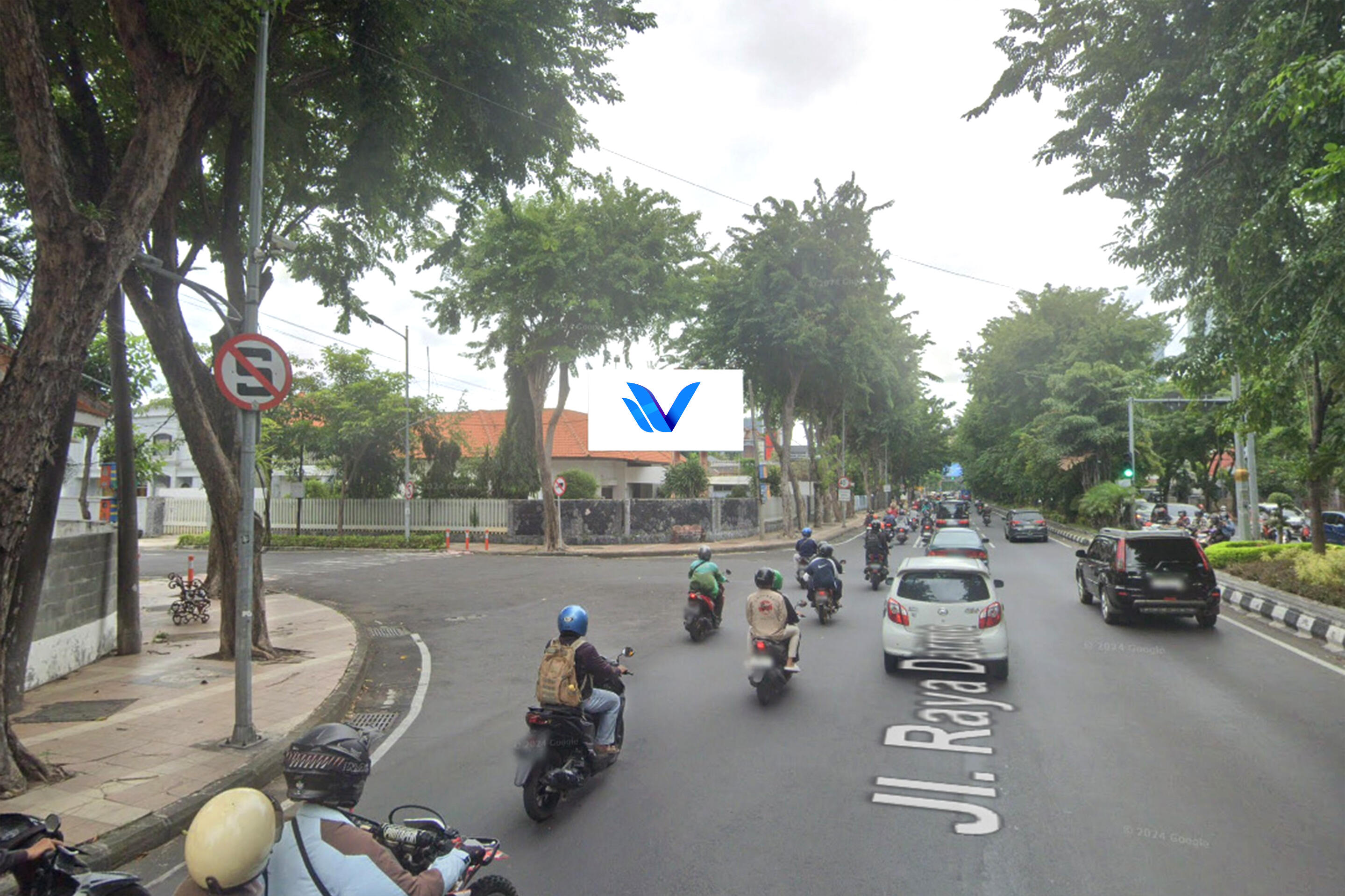 Billboard Jl. Darmo (Pertigaan Darmo - Kartini), Surabaya