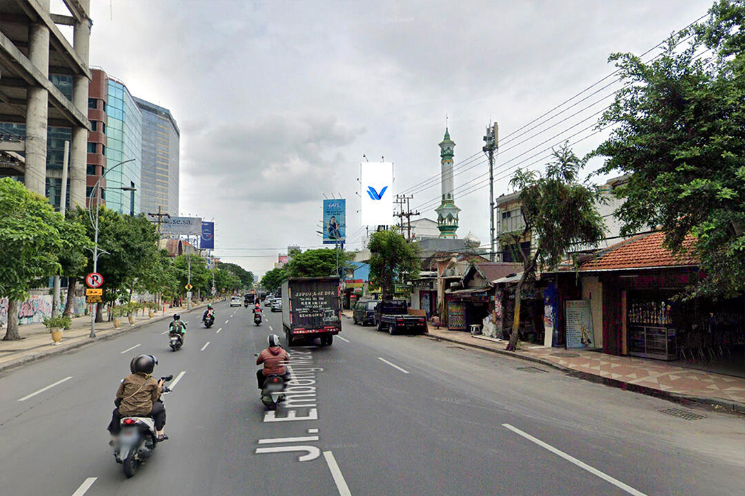 Billboard Jl. Embong Malang (Sebelah Menara Masjid), Surabaya