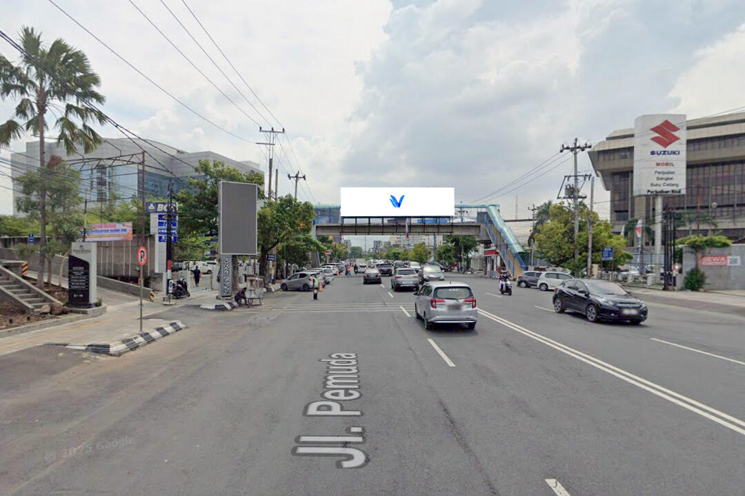 Billboard JPO Jl. Pemuda, Semarang