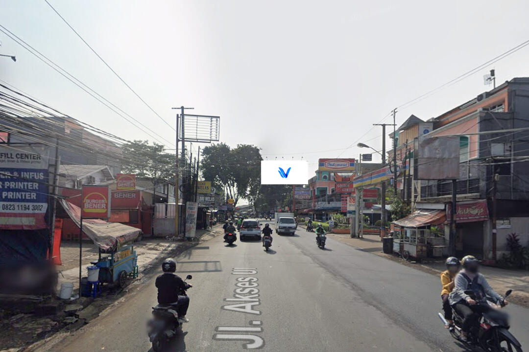Billboard JL. Akses UI, Depok