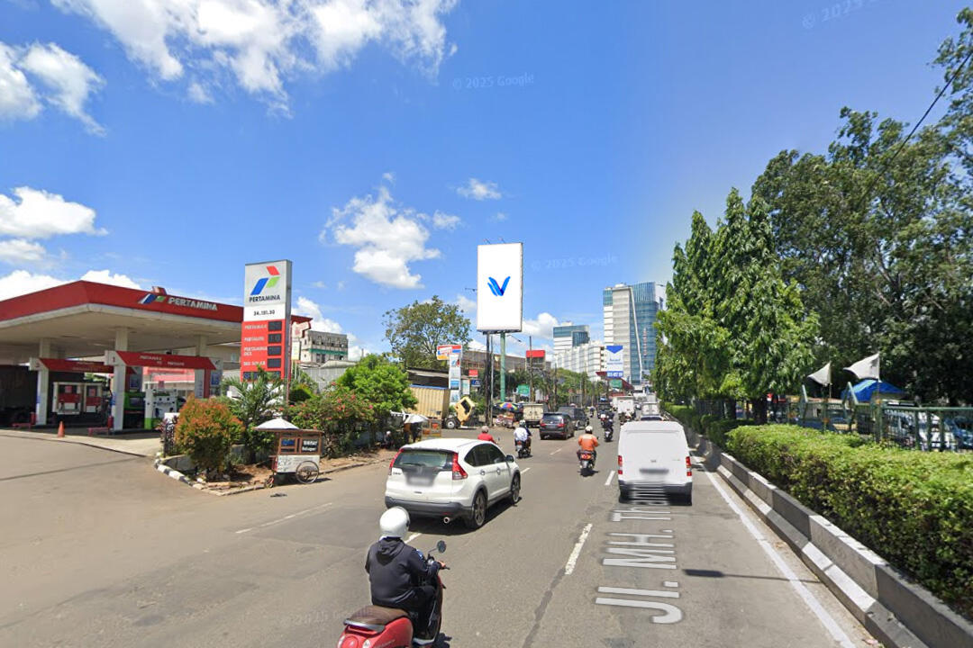 Billboard Jl. MH. Thamrin (Kebon Nanas), Tangerang