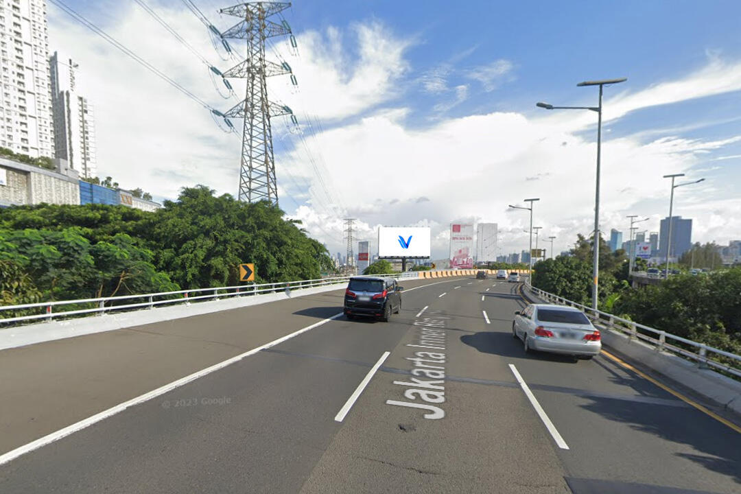 Billboard Jl. Tol Latumenten, Jakarta Barat