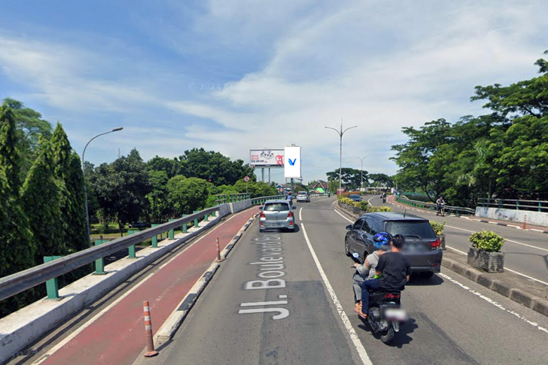 Billboard Jl. Boulevard Bintaro Jaya (Parigi), Tangerang Selatan