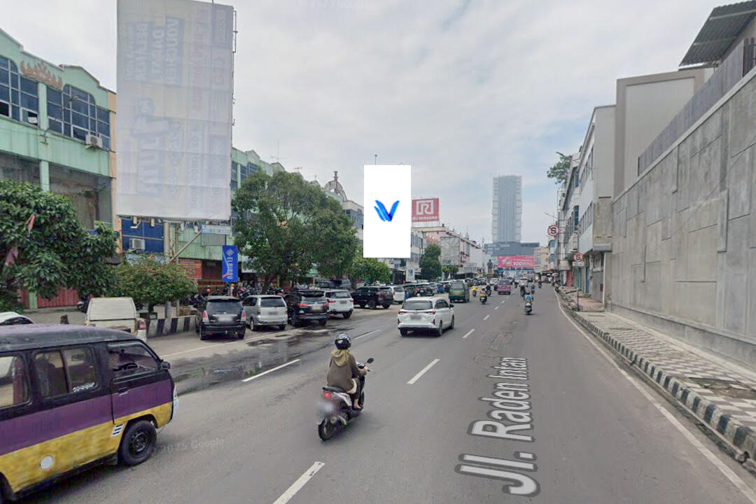 Billboard JL. RADEN INTAN DEPAN RAMAYANA DEPT STORE / PASAR TENGAH, BANDAR LAMPUNG