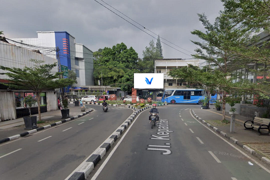 Billboard JL. Dewi Sartika, Bandung