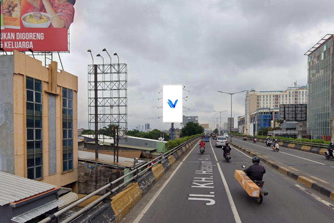Billboard Jl. KH. Hasyim Ashari (Depan Roxy Square), Jakarta Pusat
