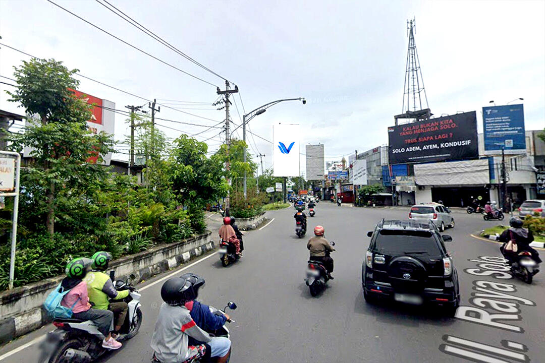 Billboard JL. TENTARA PELAJAR (PEREMPATAN CEMBENGAN), SOLO