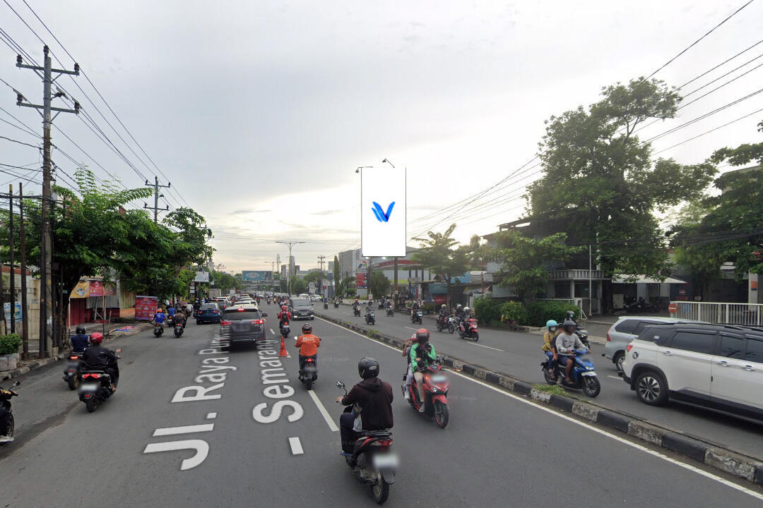 Billboard Jl. Brigjend Sudiarto Exit Tol Gayamsari, Semarang