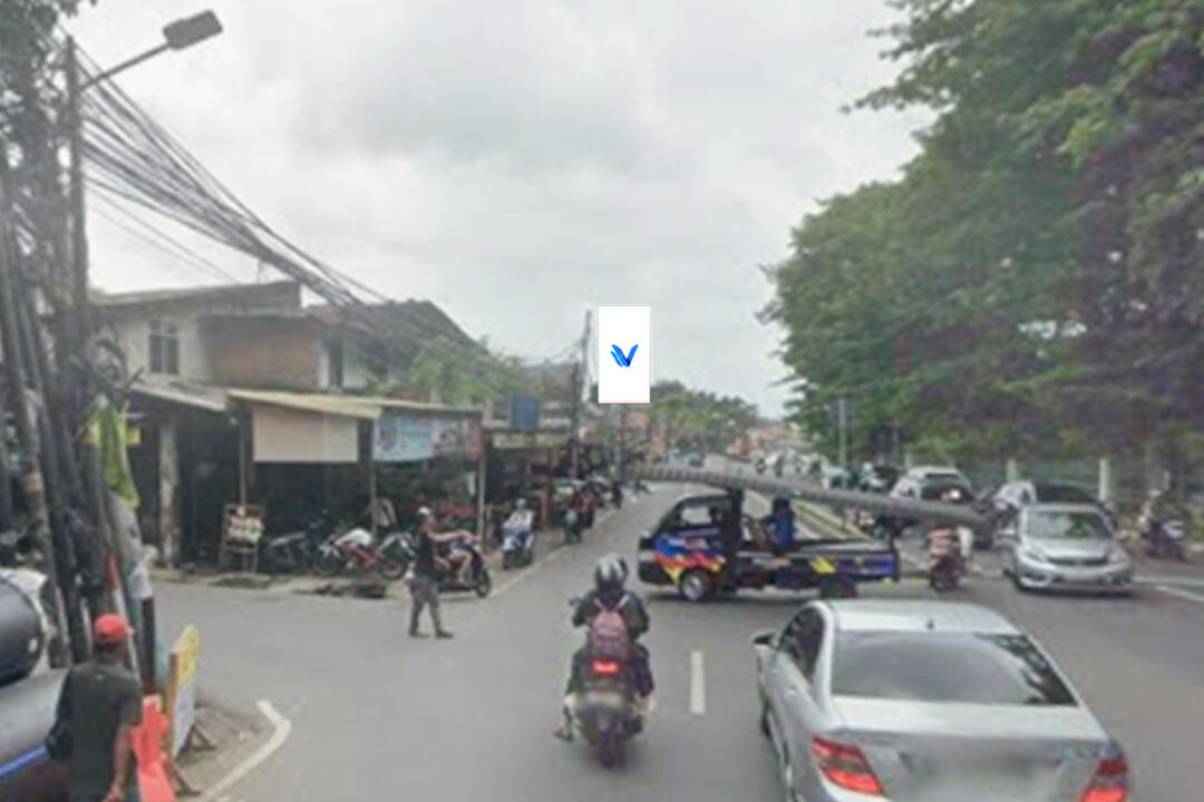 Billboard Jl. Raya Bogor, Kp. Rambutan, Jakarta Timur