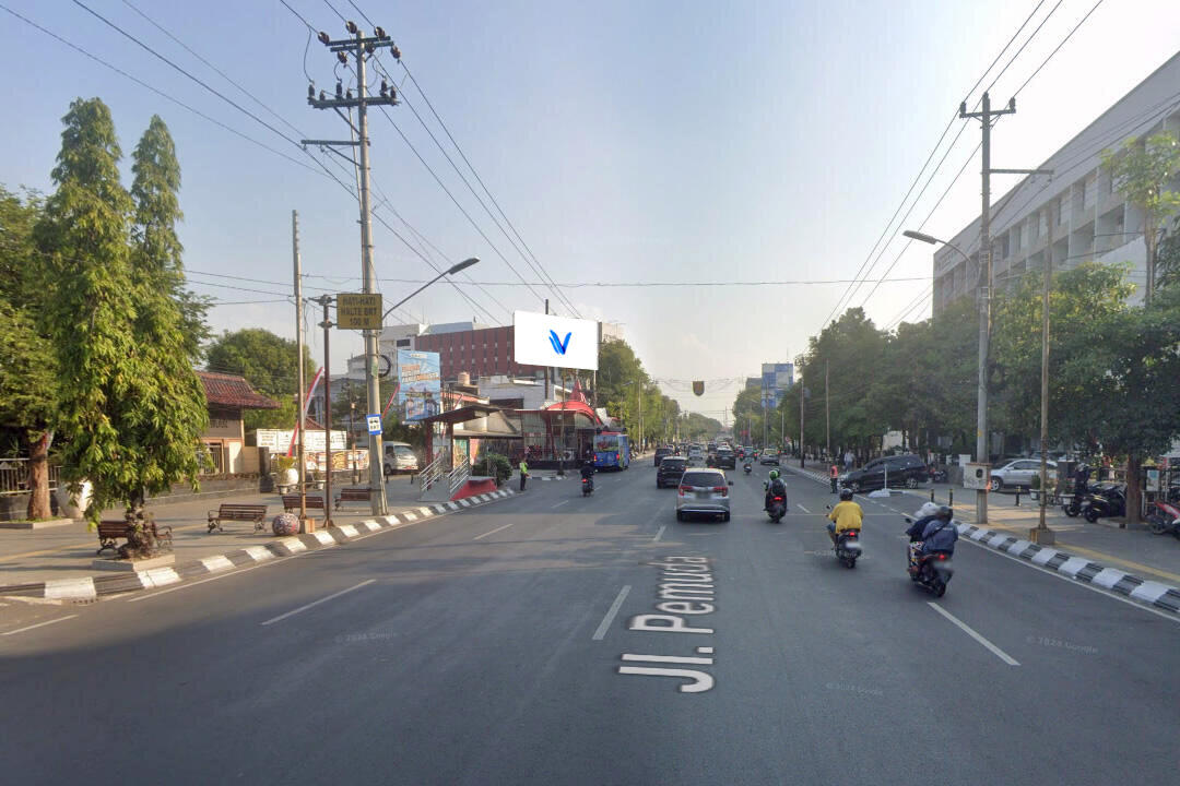 Billboard Jl. Pemuda (Samping Amaris - Paragon City), Semarang