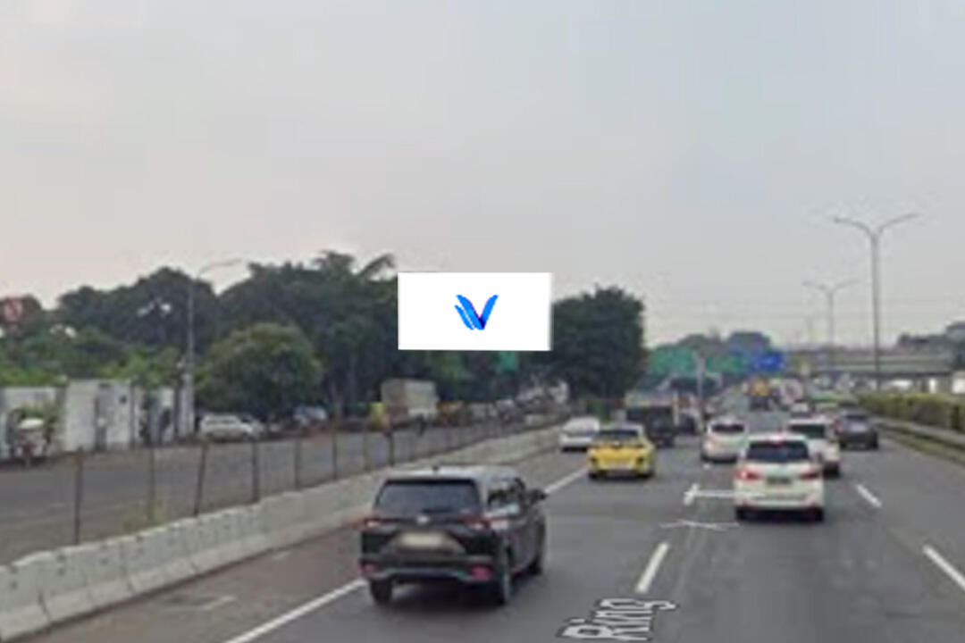 Billboard Tol Jorr KM 32 - Jl. Supriyadi, Kp. Rambutan, Jakarta Timur