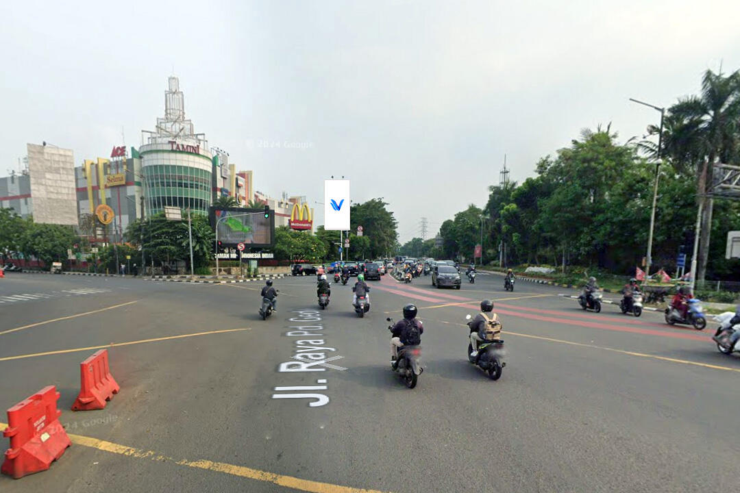 Billboard Jl. Tamini 1 Pondok Gede (Depan Mall Tamini Square), Jakarta Timur