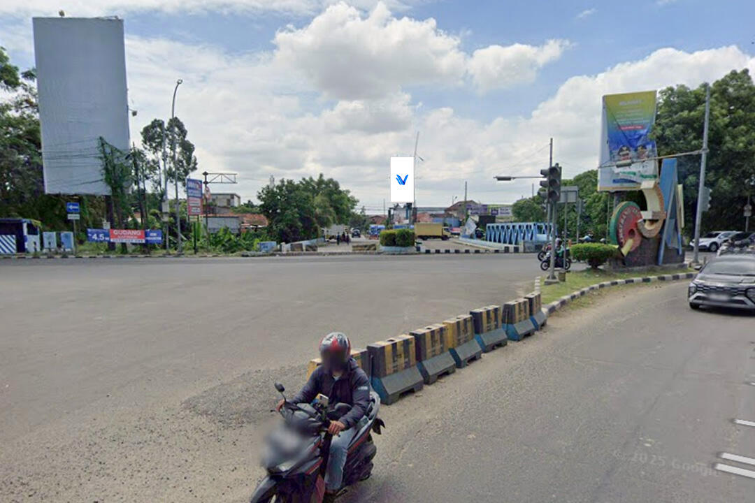 Billboard Jl. Pembangunan 3, Tangerang