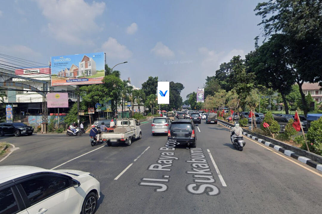 Billboard JL. Pajajaran (Depan Carls JR), Bogor