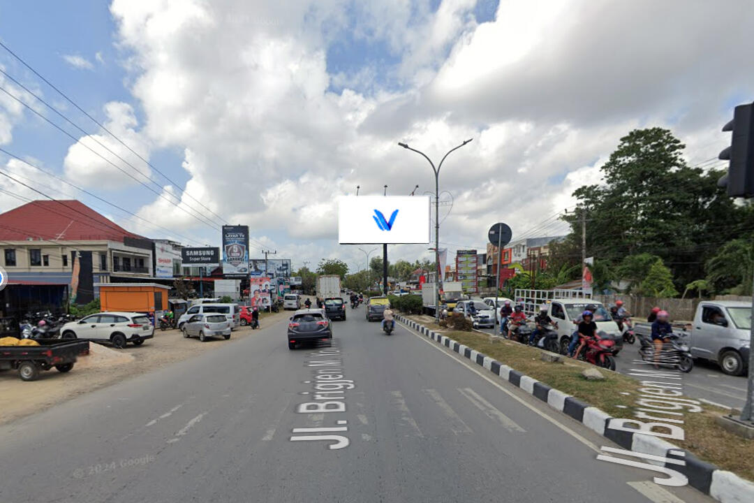 Billboard JI. By Pass (Lampu Merah Pasar Baru) - Kendari