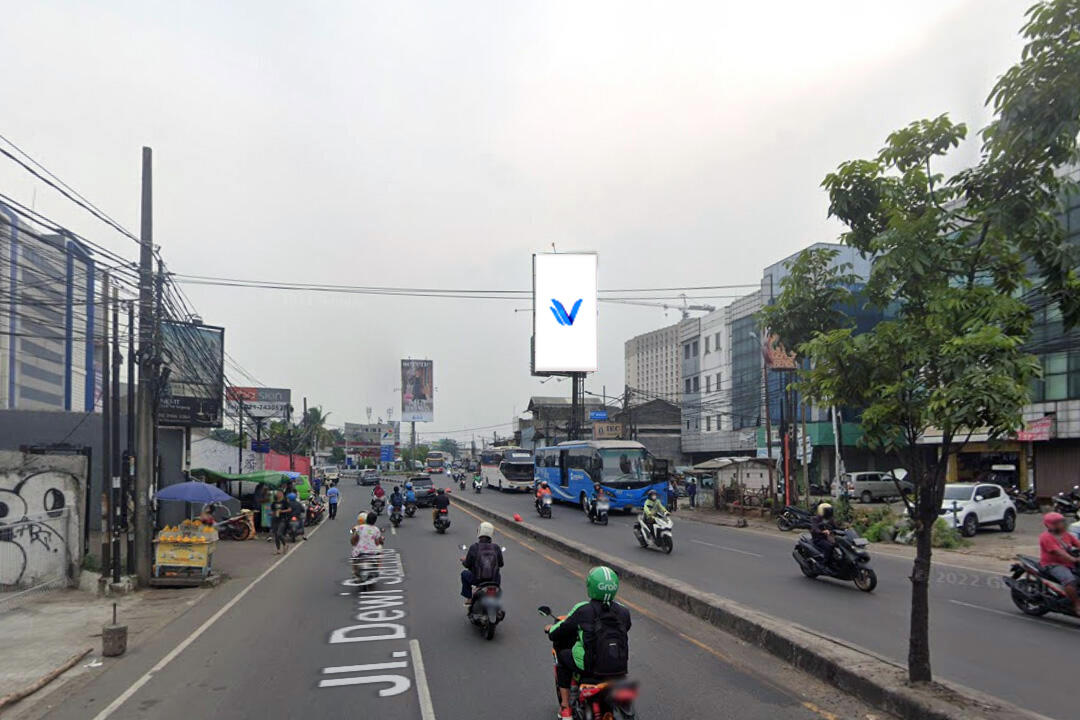 Billboard Jl. Dewi Sartika, Tangerang Selatan