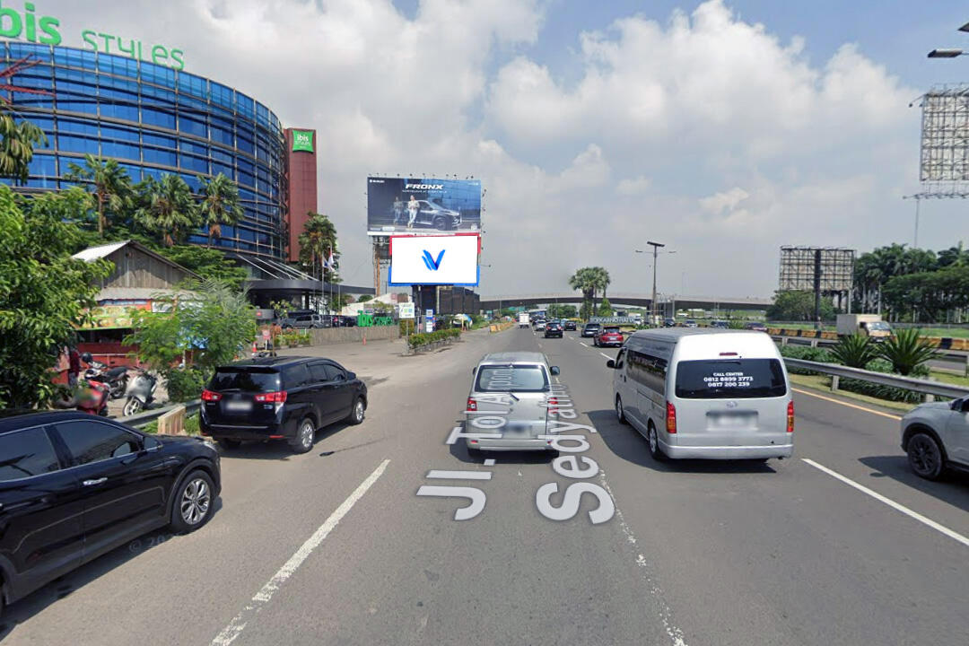 Videotron JL. Tol Prof. Dr. Sedyatmo KM 32+800 (Depan Hotel IBIS), Tangerang