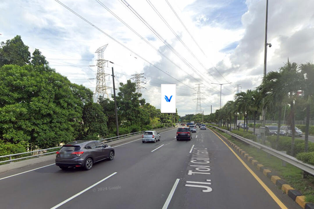 Billboard Jl. DI Panjaitan (Tol Wiyoto Wiyono Cawang), Jakarta Timur