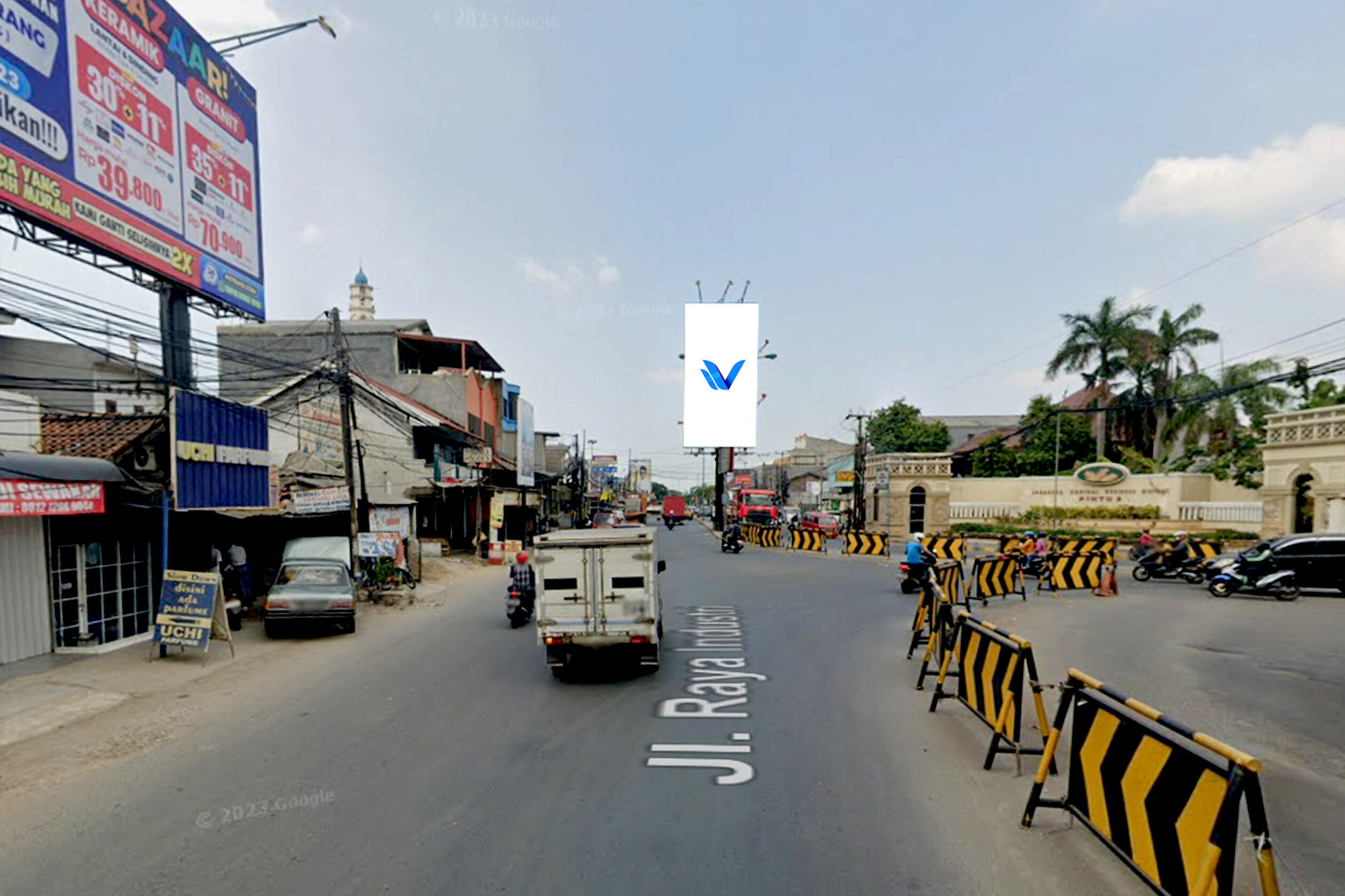 Billboard Exit Jababeka (Median), Bekasi