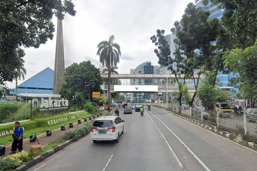 Billboard JPO Pondok Indah (Jl. Sultan Iskandar Muda), Jakarta Selatan