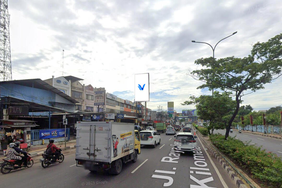 Billboard Jl. Raya Serpong (Bundaran Alsut), Tangerang Selatan