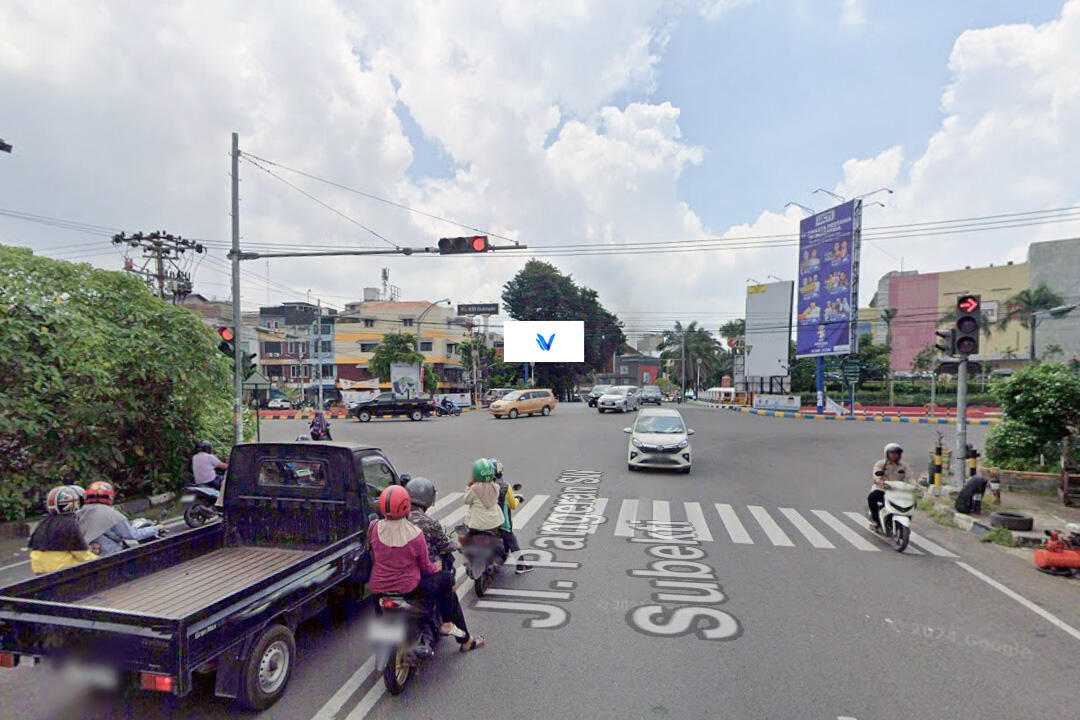 Billboard JL. LETKOL ISKANDAR (SIMPANG 4 PIM), PALEMBANG
