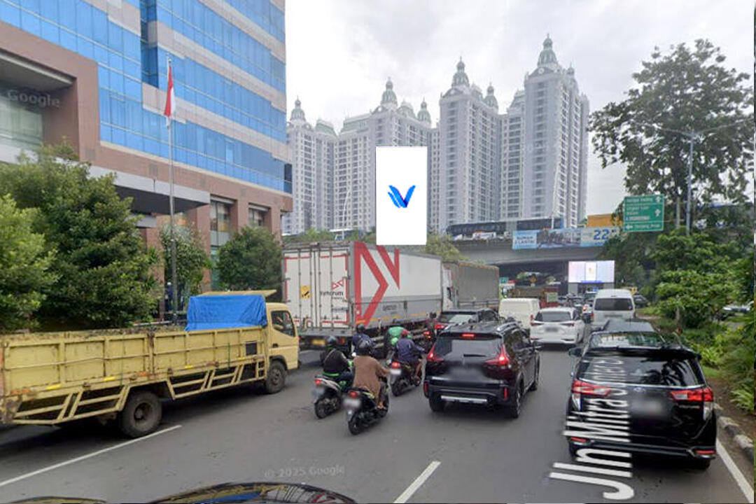 Billboard Jl. Mitra Sunter Boulevard (Hal Wisma SMR), Jakarta Utara