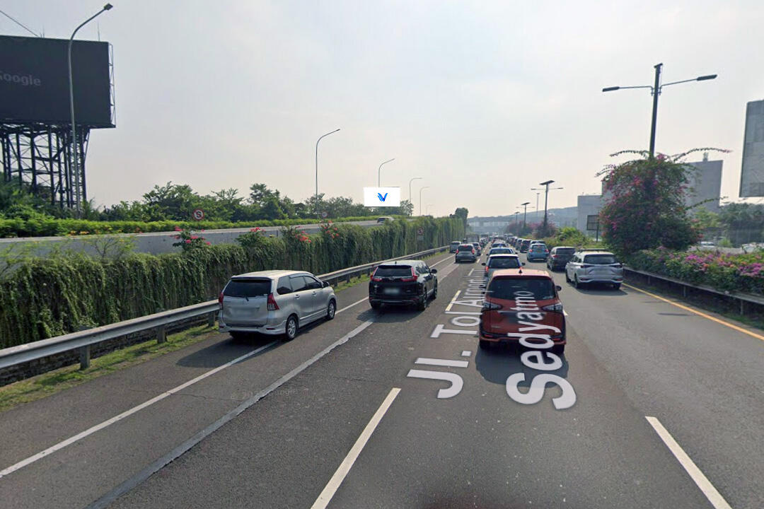 Billboard Jl. Tol Sedyatmo KM 32+450, Tangerang