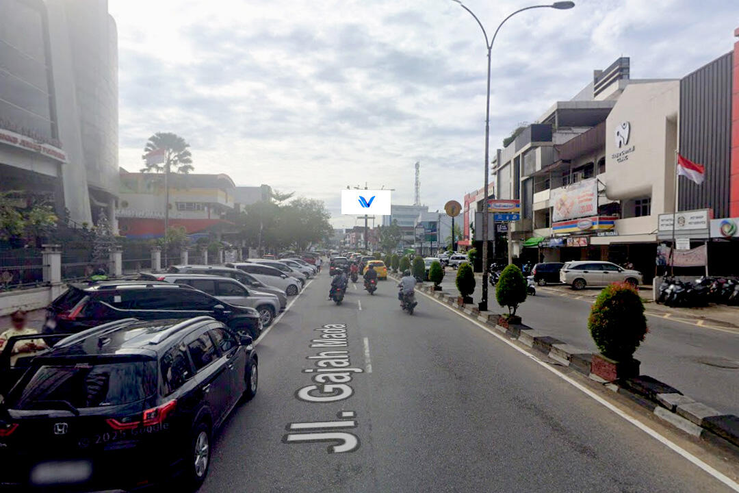 Billboard JL. Gajahmada, Pontianak